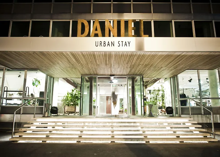 Daniel - Smart Lifestyle Near Centre Hotel 4*