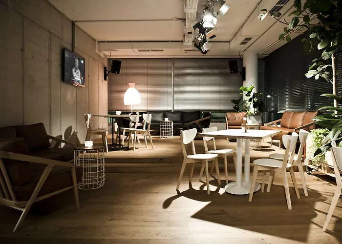 Hotel Daniel - Smart Lifestyle Near Centre 4*